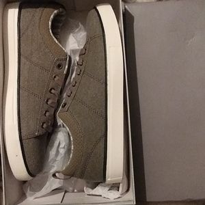 9.5 M Day Five Ethan Brown Shoes